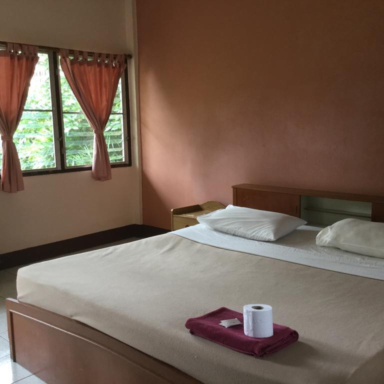 Baan Bua Guest House Chiang Rai Ngoại thất bức ảnh