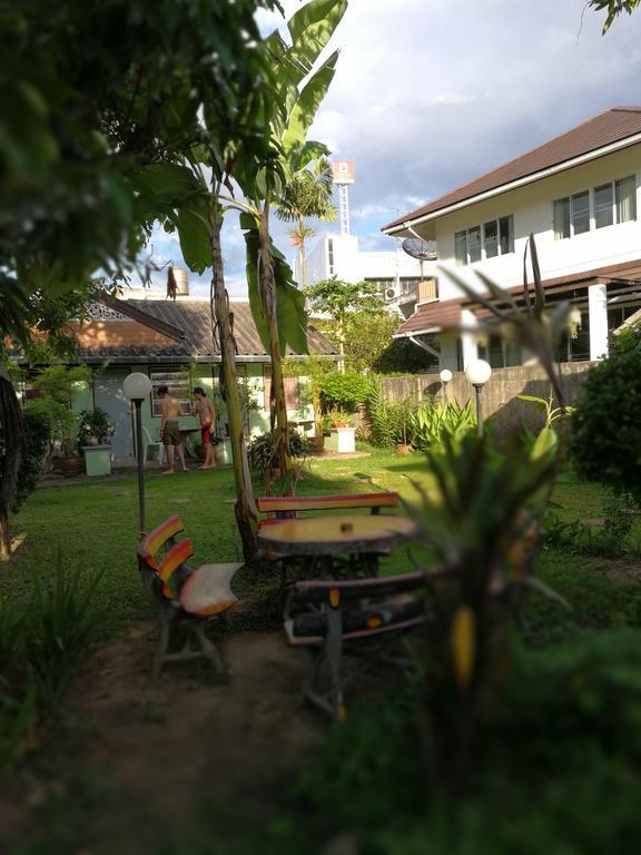 Baan Bua Guest House Chiang Rai Ngoại thất bức ảnh