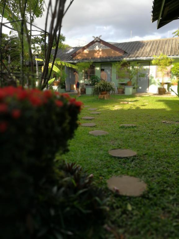 Baan Bua Guest House Chiang Rai Ngoại thất bức ảnh