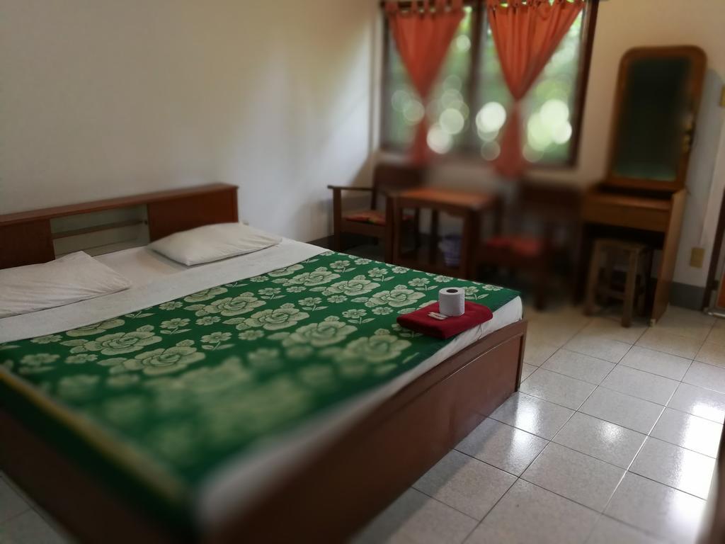 Baan Bua Guest House Chiang Rai Ngoại thất bức ảnh