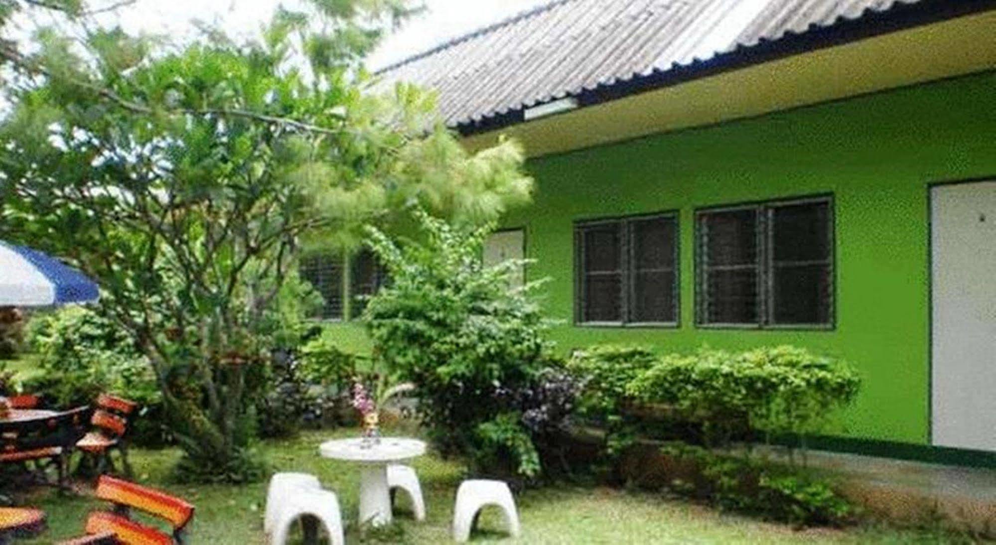 Baan Bua Guest House Chiang Rai Ngoại thất bức ảnh