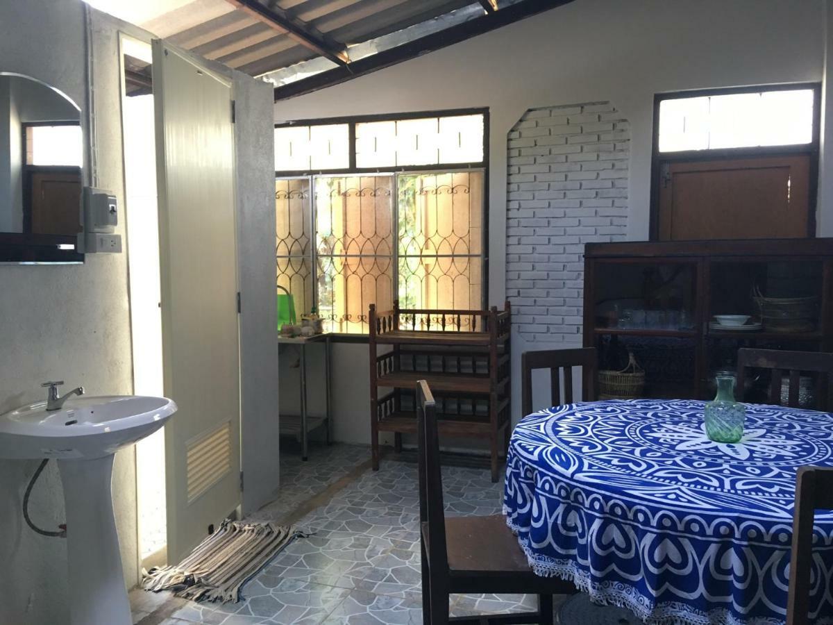 Baan Bua Guest House Chiang Rai Ngoại thất bức ảnh